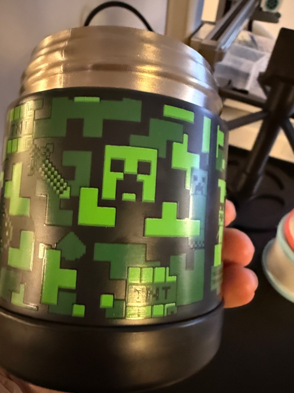 Minecraft & Pokémon Insulated Food Jars - Black with Green and Orange Panels - Picture 10 of 10